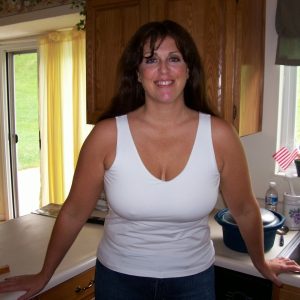 Viens respirer l’air libre chez moi Justine - rencontre-Naturiste-Ivry-sur-Seine
